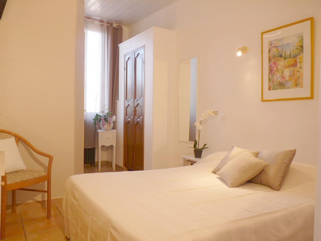 Hotel Du Soleil Єр Екстер'єр фото