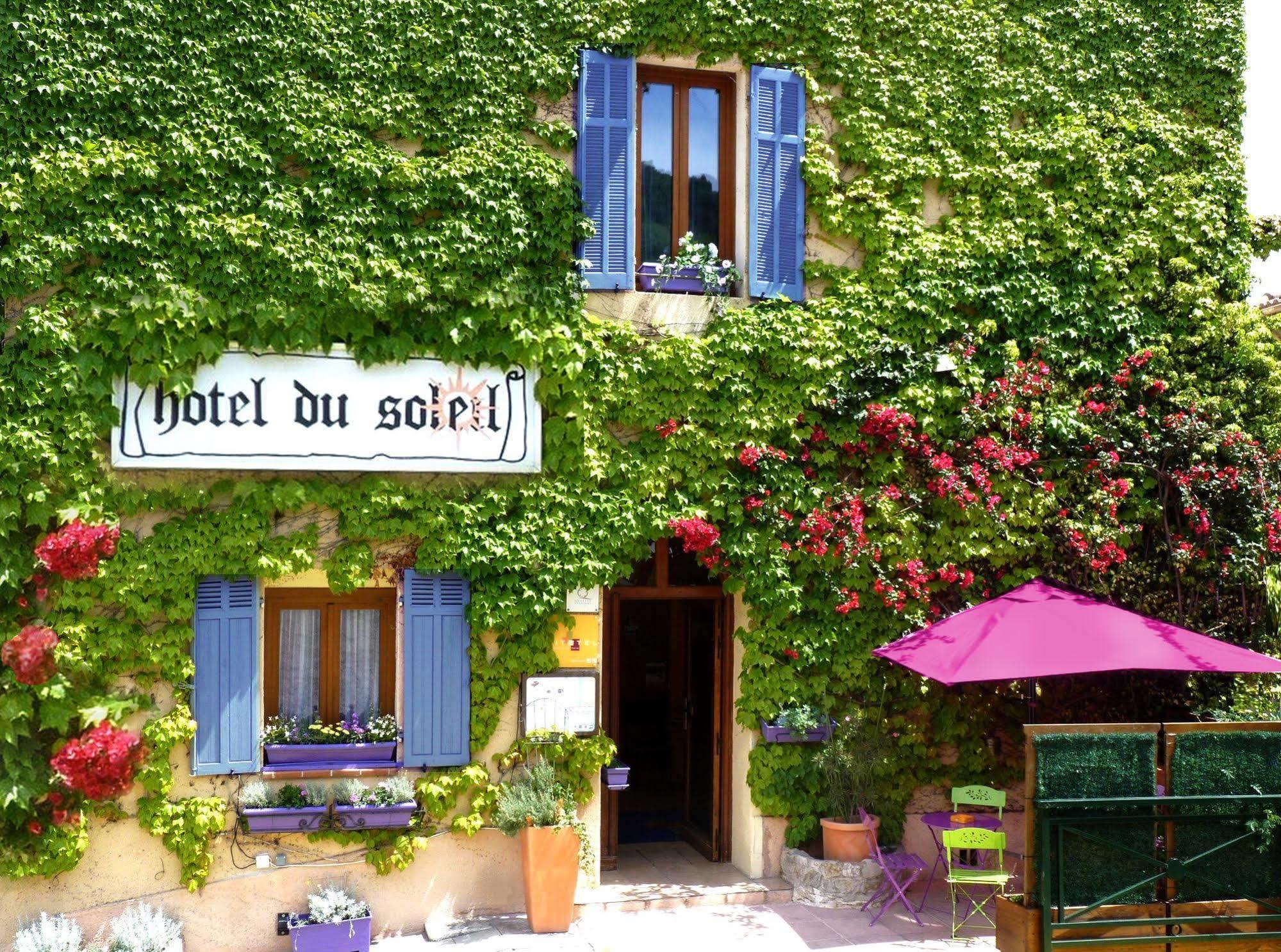 Hotel Du Soleil Єр Екстер'єр фото