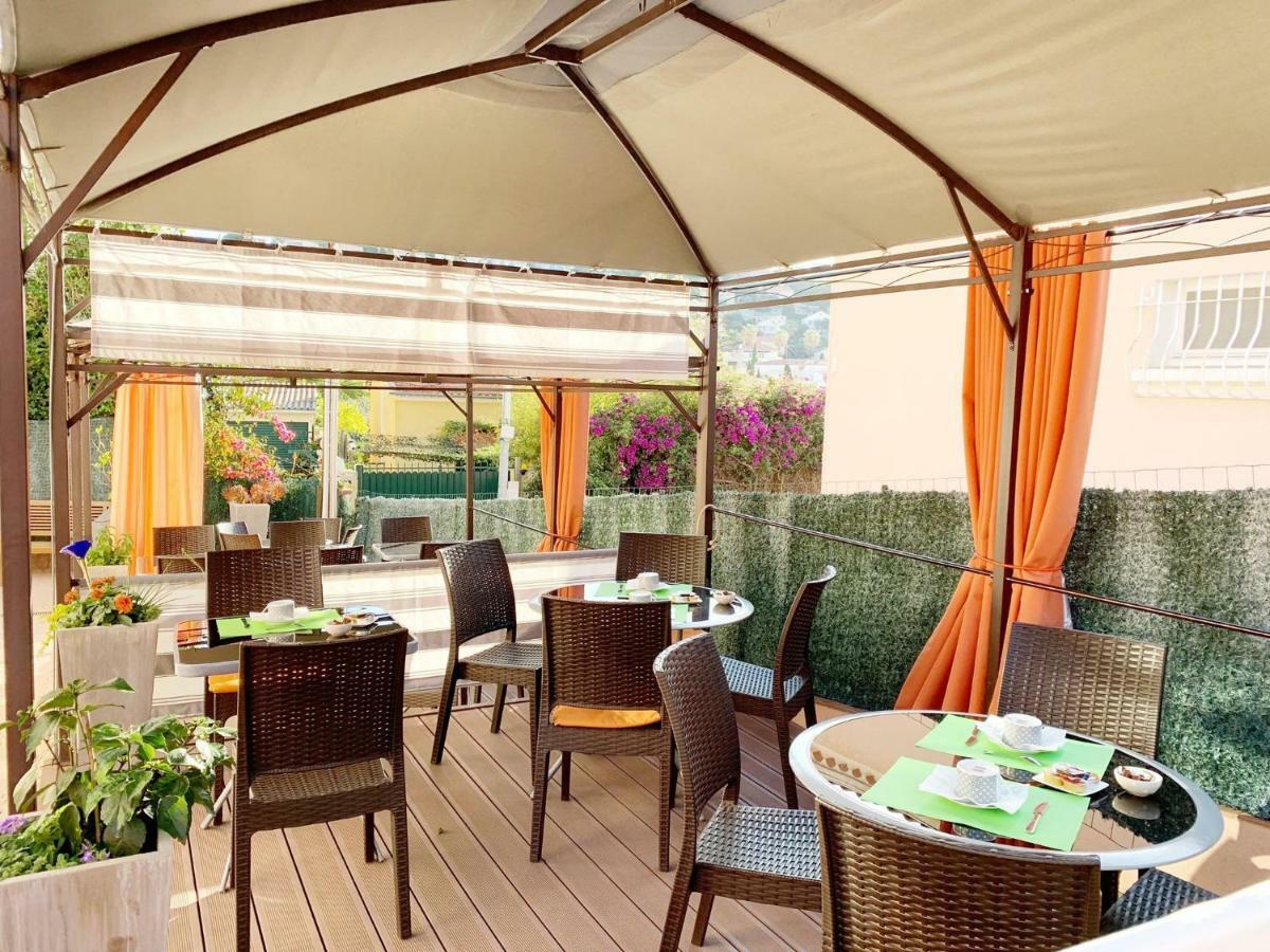 Hotel Du Soleil Єр Екстер'єр фото