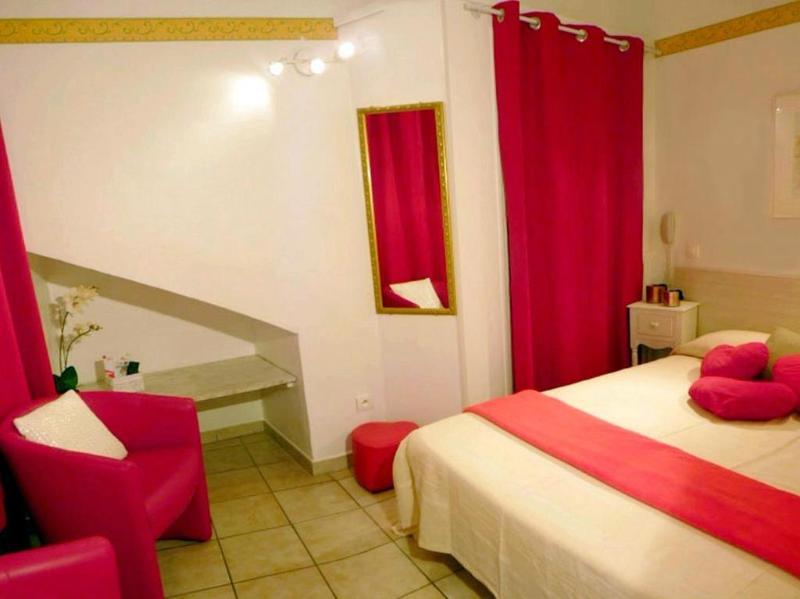 Hotel Du Soleil Єр Екстер'єр фото