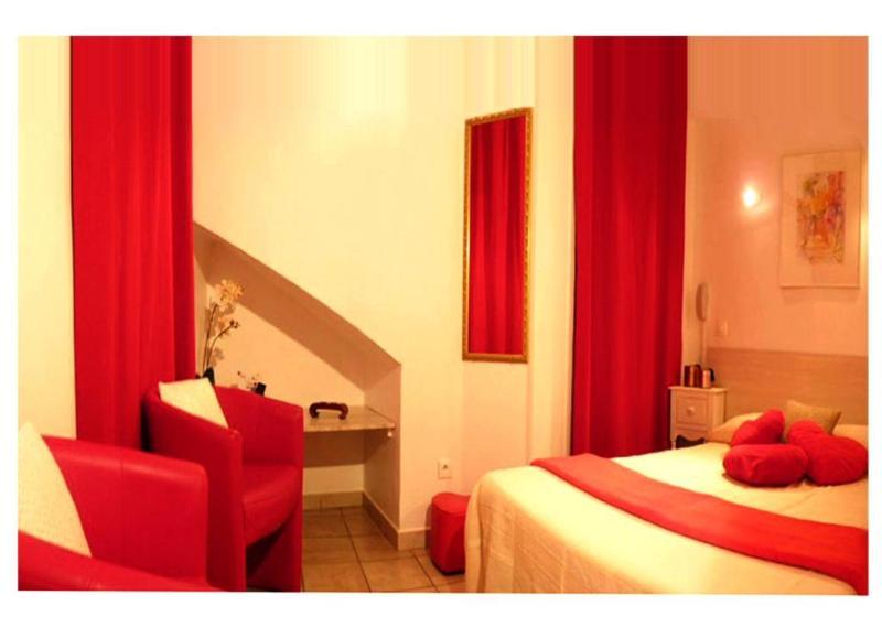 Hotel Du Soleil Єр Екстер'єр фото